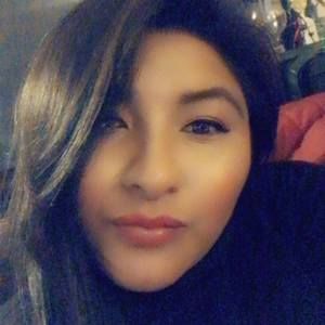 Meet your Posher, Nohemi